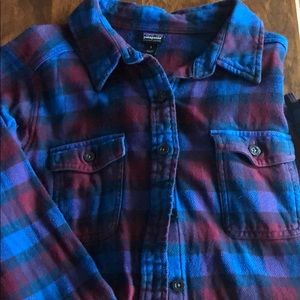 Patagonia Women’s Size 8 long sleeve flannel